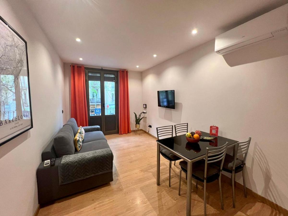 Bcn Friendly Parlament Apartment Barcelona Exterior photo